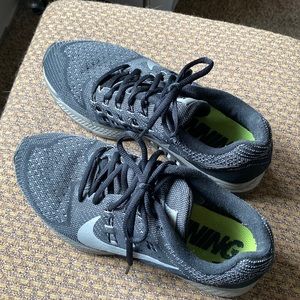 Nike Zoom Structure Women’s Size 8
